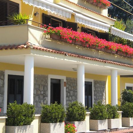 Bed & Breakfast Spigolatrice Сапри Екстериор снимка