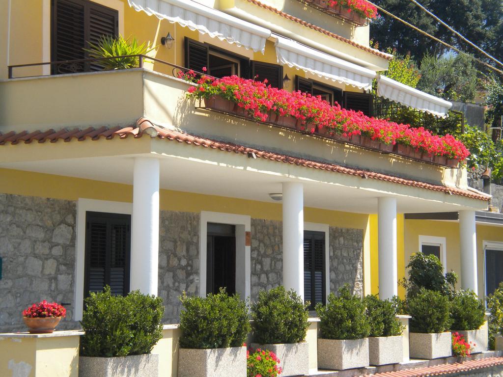 Bed & Breakfast Spigolatrice Сапри Екстериор снимка